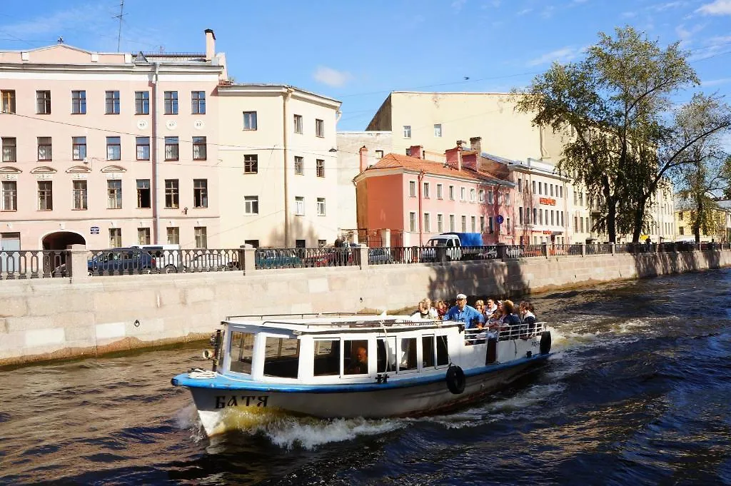 Отель У Львиного моста Санкт-Петербург